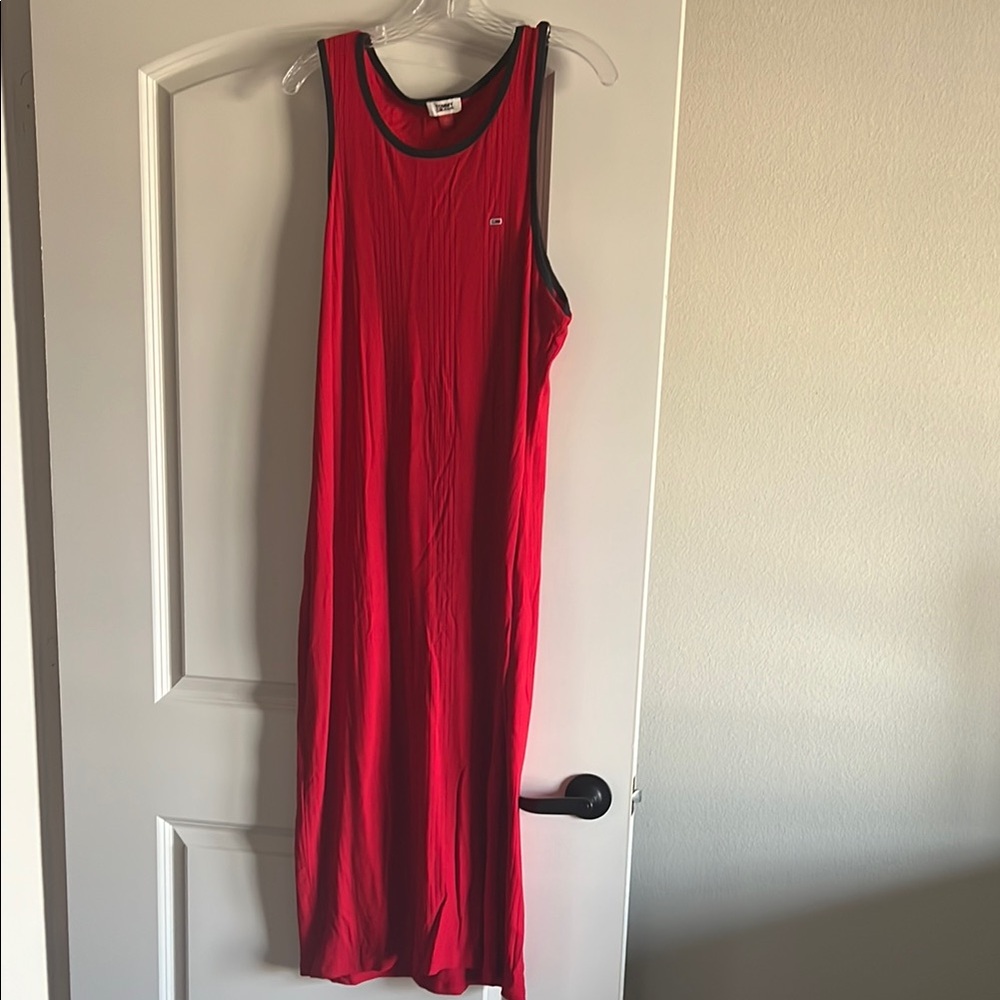 TOMMY HILFIGER RED AND NAVY SLEEVELESS MIDI DRESS